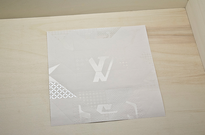 ../pictures/pic_big/news/1359195647_04 Happycentro origami invitation g.jpg